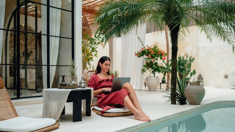 How Travel Advisors Can Balance High-Touch Service with Streamlined Technology